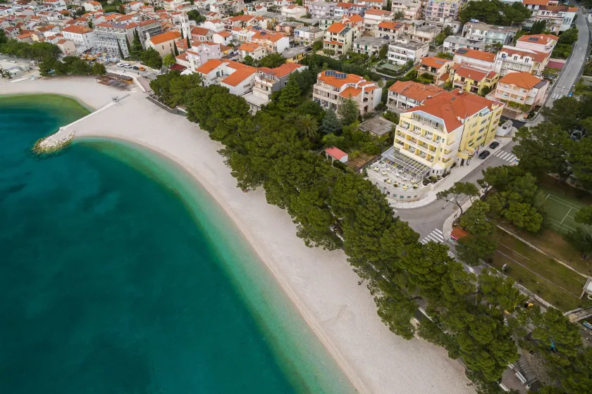 Hotel Villa Bacchus - Image 1