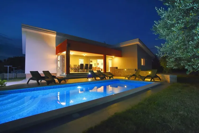 Luxury villa Maya - Image 1