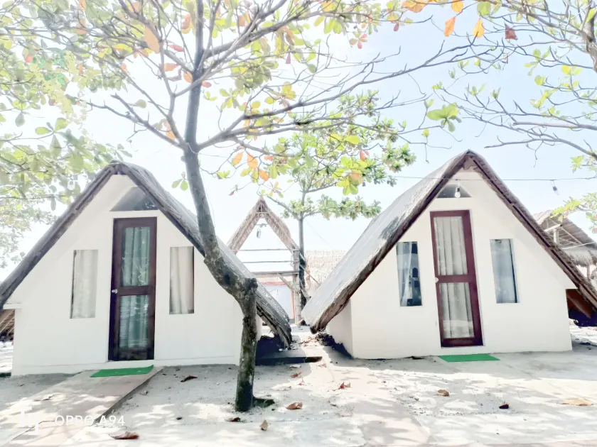 Le Blanc by Arirang Beach Resort - Image 1