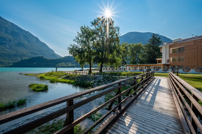 HOTEL TRILAGO - Image 1