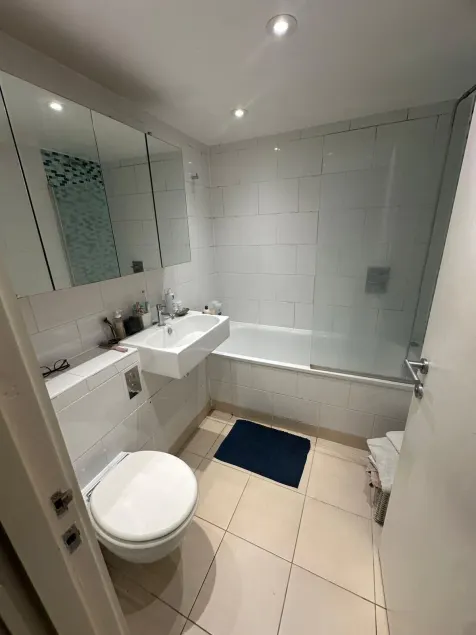 Wembley view apartment - Image 1