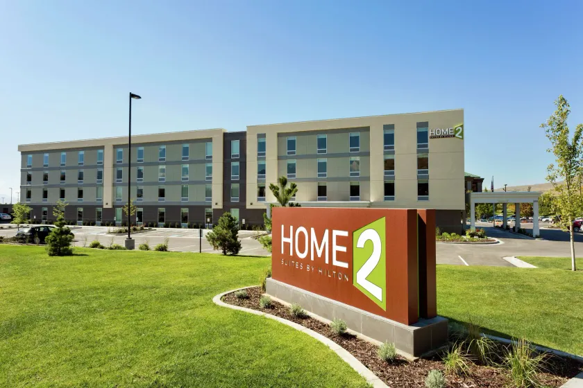 Home2 Suites by Hilton Lehi/Thanksgiving Point - Image 1