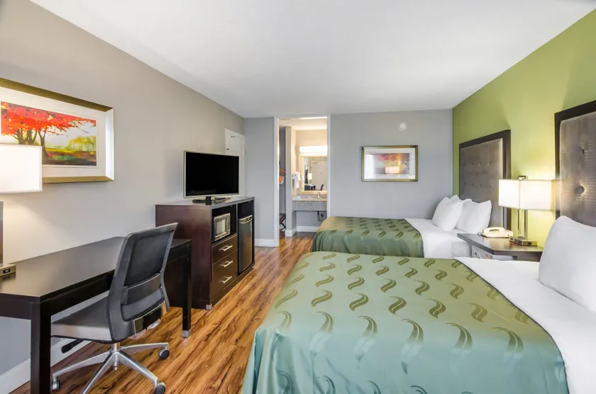 Quality Inn Roanoke Airport - Image 1