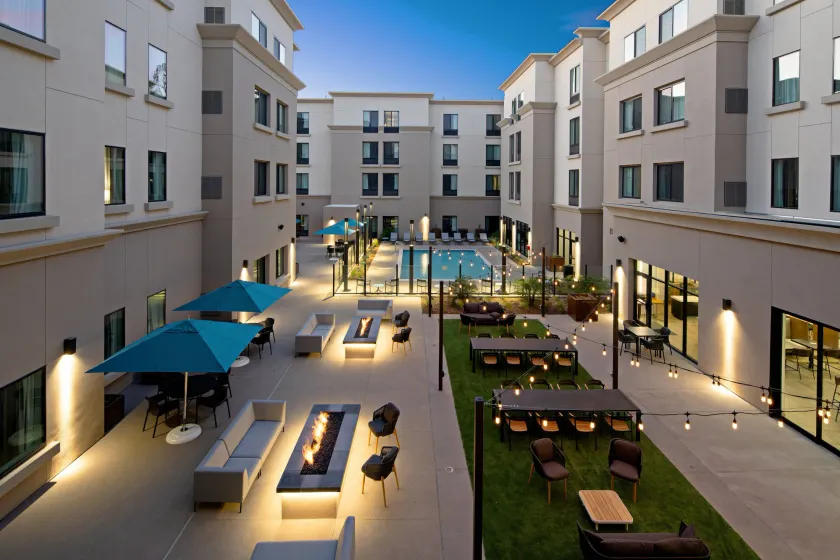 Residence Inn by Marriott Valencia - Image 1