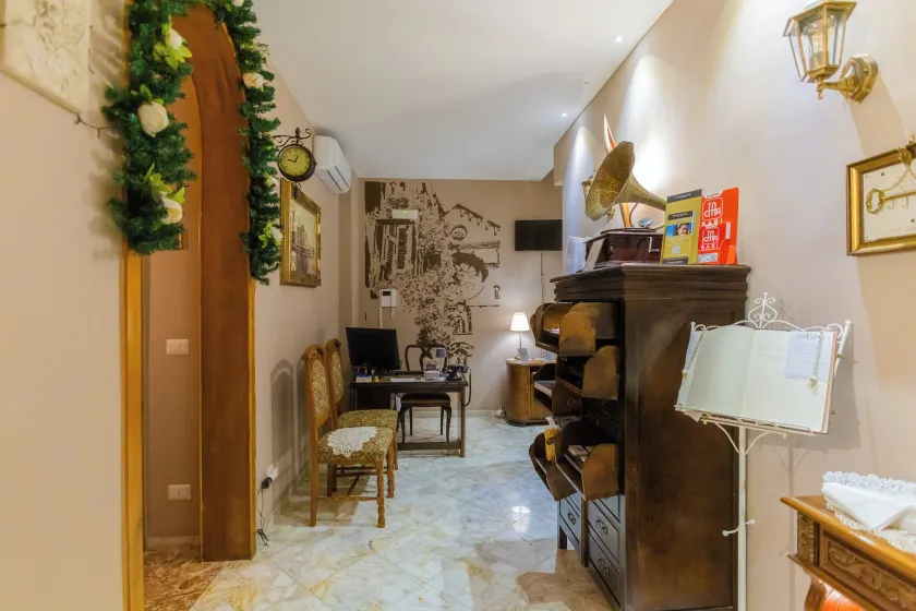 Bari Antica Boutique B&B - Image 1