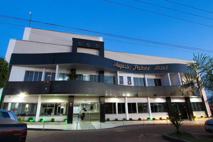 Augusto Palace Hotel - Image 1