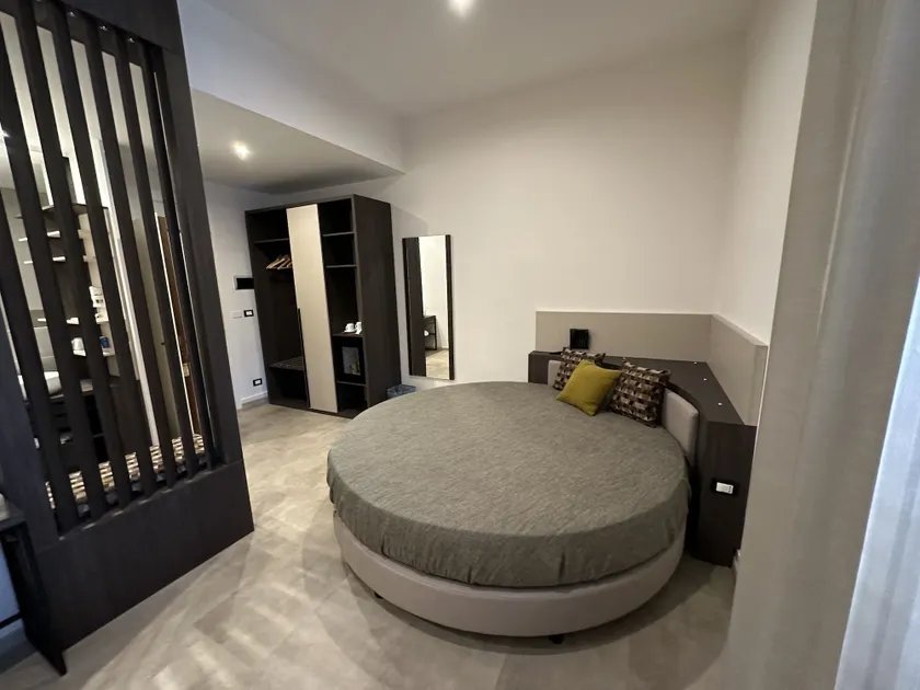 Hotel Tonic - Image 1