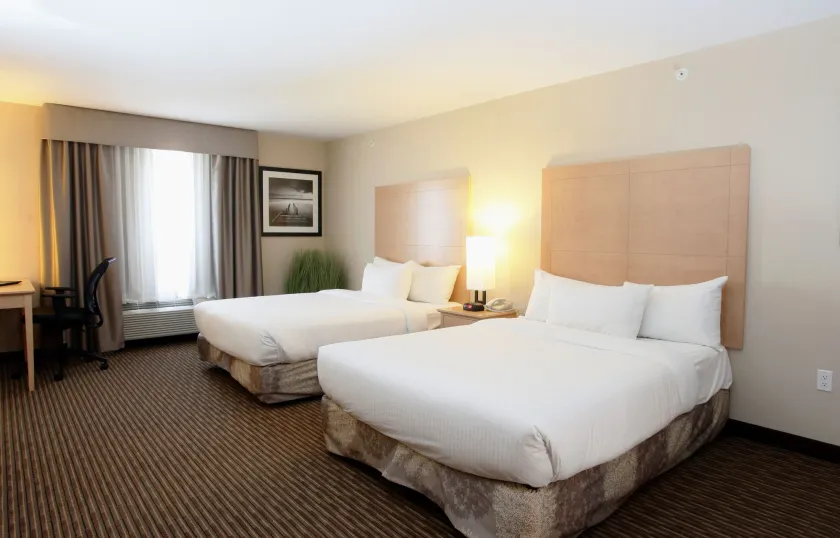 Pomeroy Inn and Suites Dawson Creek - Image 1