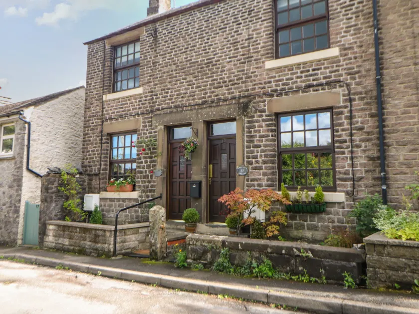 Shenton Cottage - Image 1