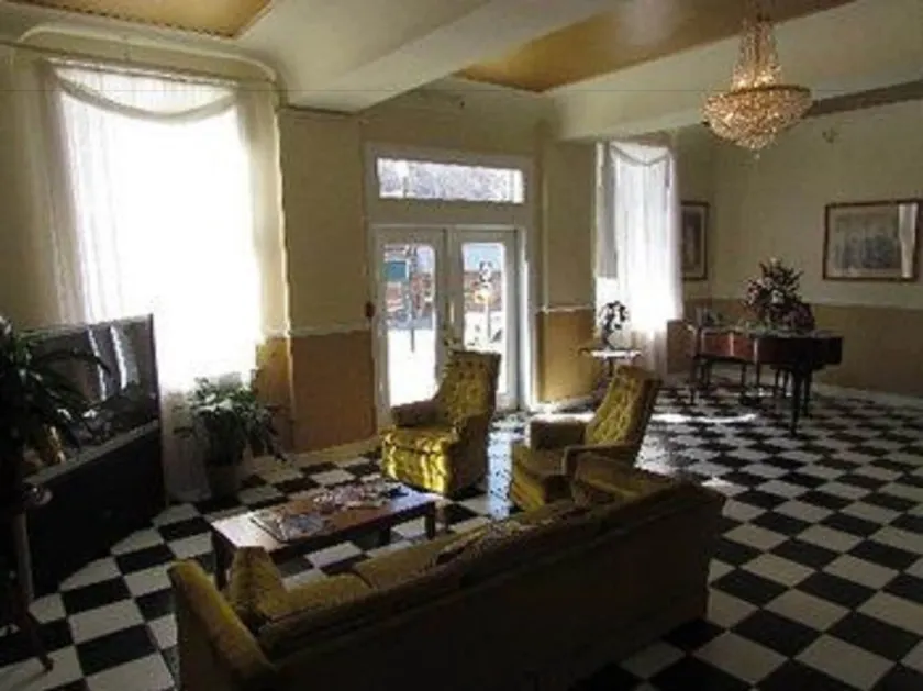 MacArthur Inn - Eingangsbereich