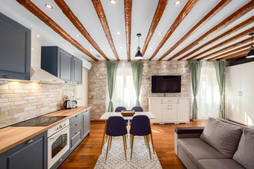 Stephane City Vibe Suites - Image 1