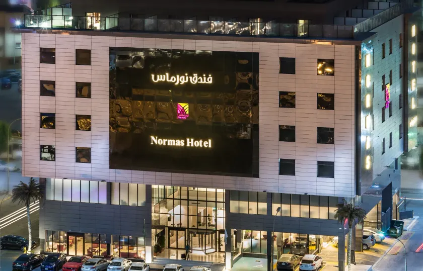 Normas Hotel - Image 1