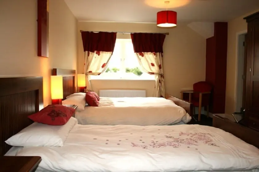 Laragh House - Image 1