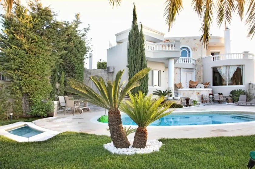 Villa Kokalis Resort - Image 1