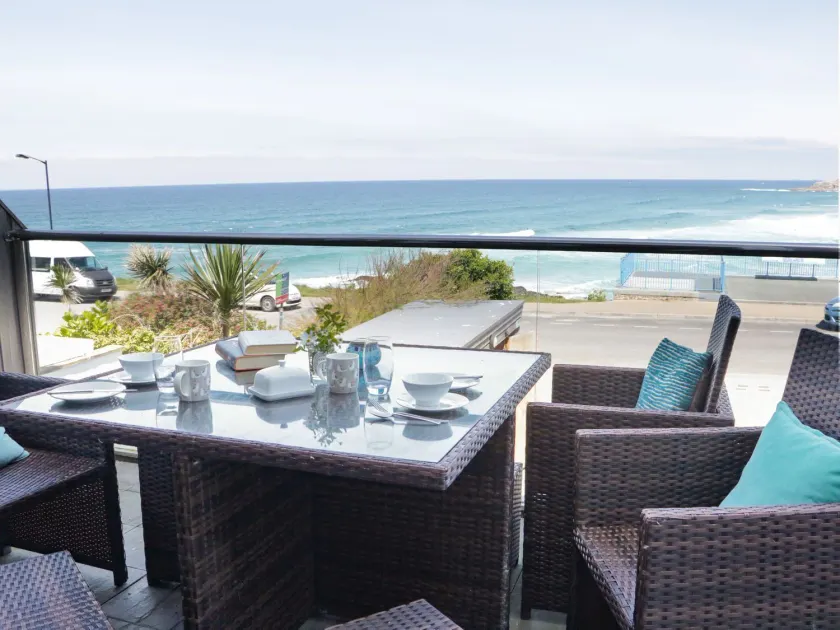 5 Fistral Beach, Newquay - Image 1