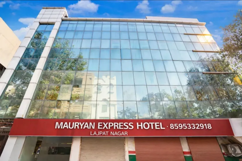 Mauryan Express Hotel Lajpat Nagar - Image 1