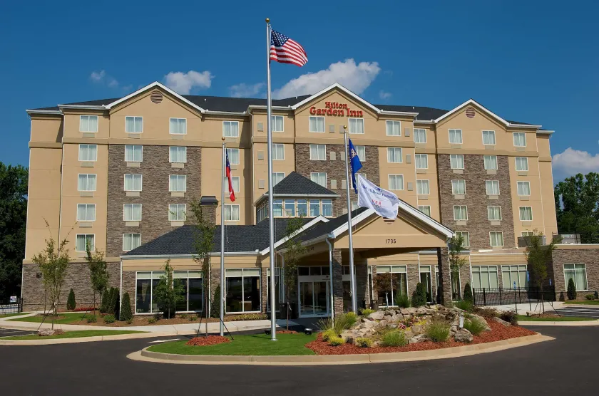Hilton Garden Inn Gainesville - Image 1