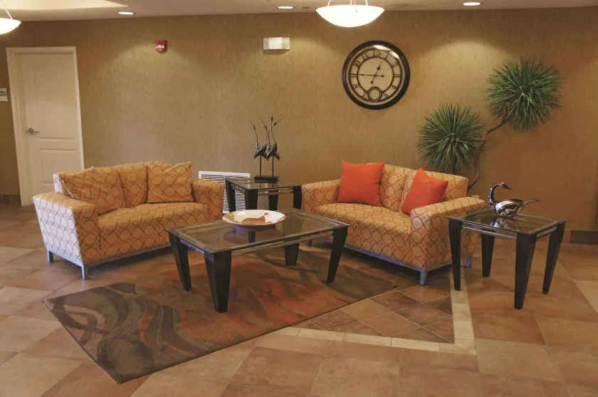 La Quinta by Wyndham Bismarck - Image 1