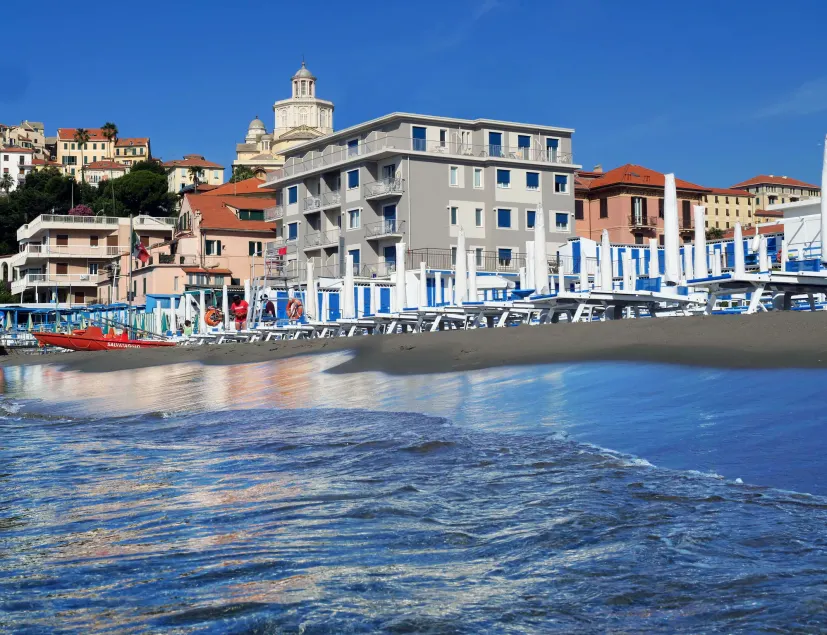 Hotel Croce Di Malta - Image 1