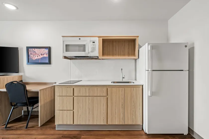 WoodSpring Suites Charlotte Northlake - Image 1