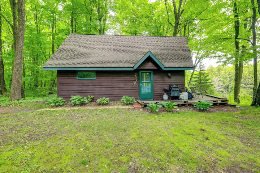 Family Friendly! Lakefront Sanctuary in Ogema - Image 1