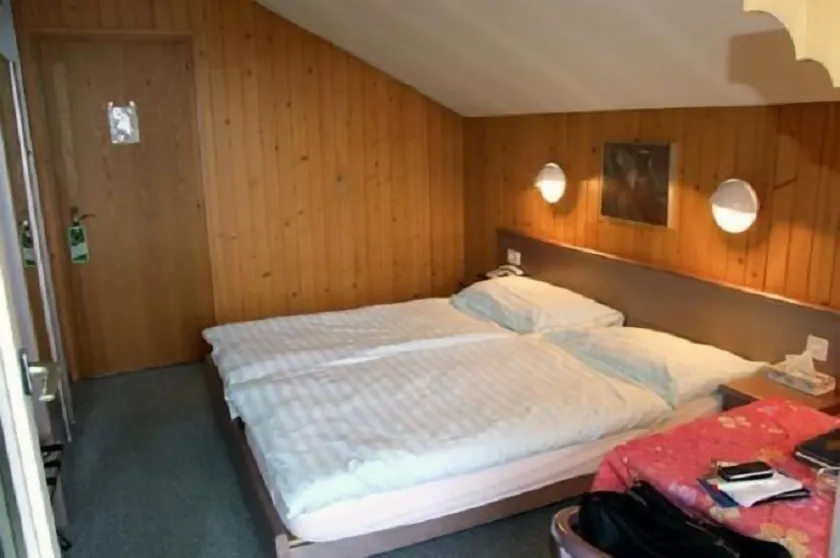Post Hotel Vista - Image 1