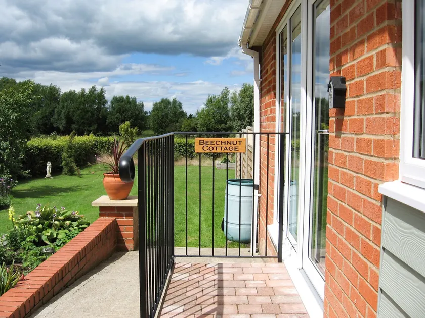 Beechnut Cottage - Image 1
