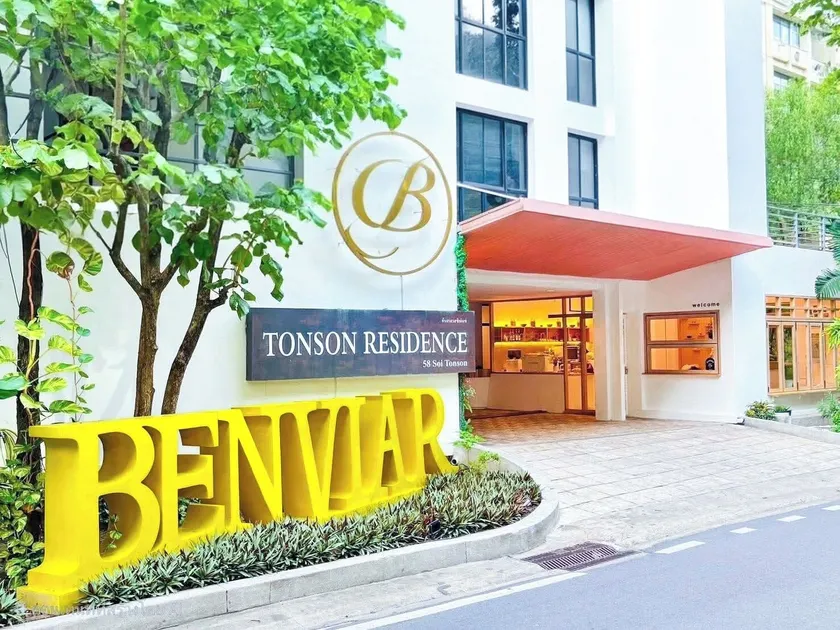 Benviar Tonson Residence - Image 1
