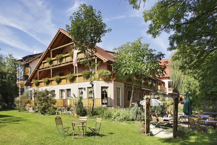 Land- und Aktivhotel Altmühlaue - Image 1