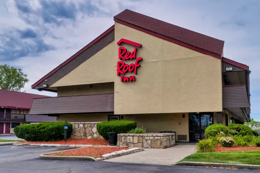 Red Roof Inn Chicago - Lansing - Image 1