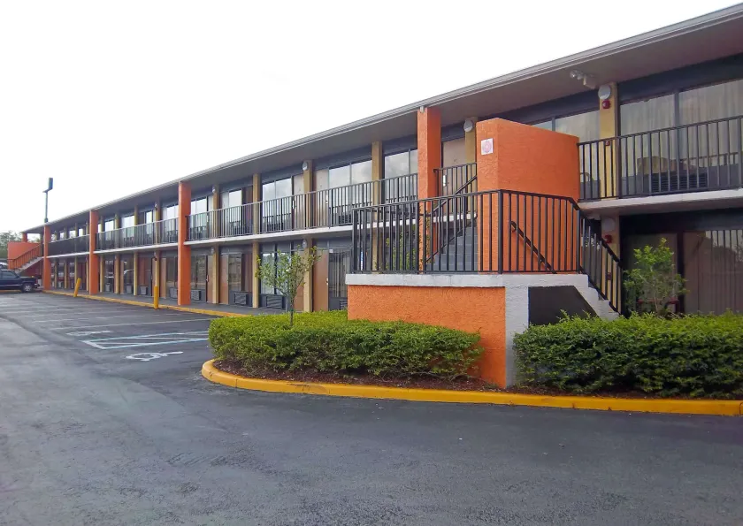 Americas Best Value Inn Florida Turnpike & I-95 - Image 1