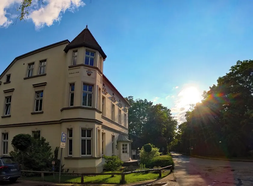 Hotel & Restaurant Waldschlösschen - Image 1