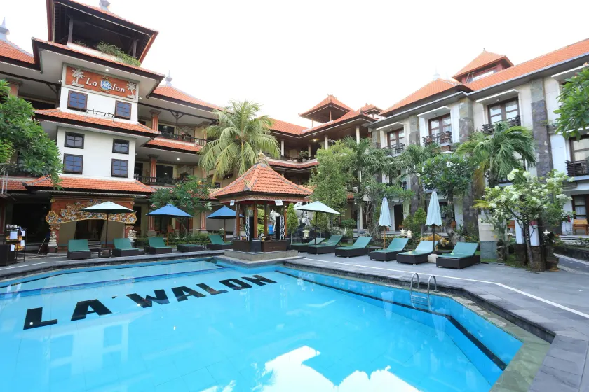 La Walon Hotel - Image 1