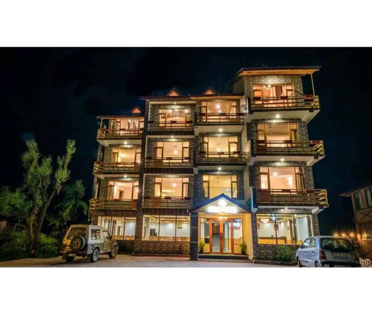 Hotel Wild Rose - Image 1