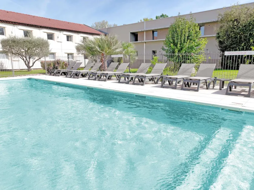 ibis Aix en Provence - Image 1