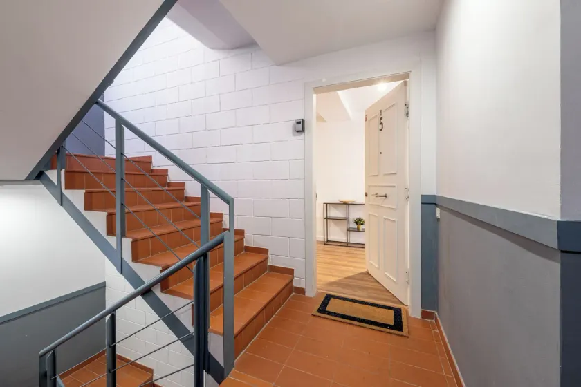 Caliu Apartments Barcelona - Fira - Eingangsbereich