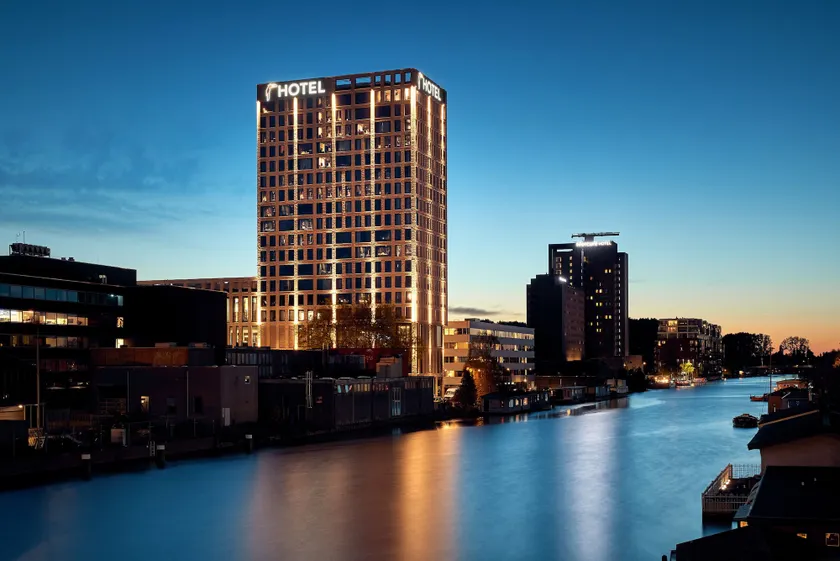 Van der Valk Hotel Amsterdam - Amstel - Image 1