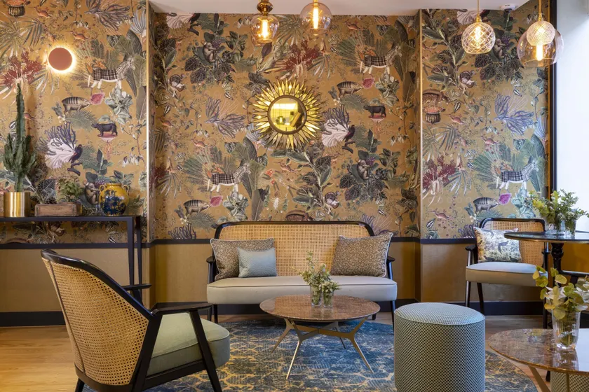 BEST WESTERN  Le Jardin de Cluny - Image 1