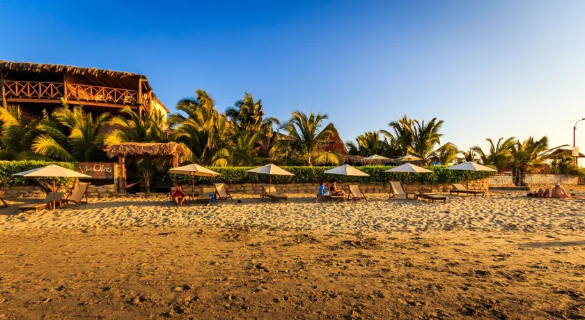 Las Olas - Image 1