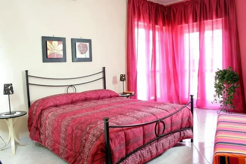 Vesuvio Bed & Breakfast - Image 1