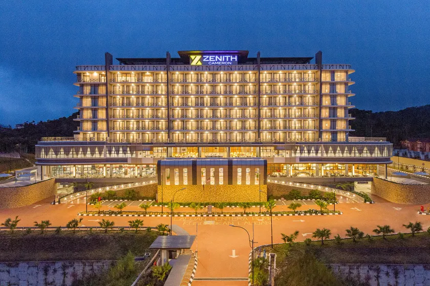 Zenith Hotel Cameron - Image 1