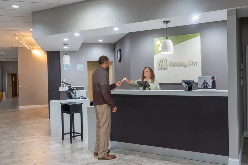 Holiday Inn Huntsville - Research Park by IHG - Rezeption