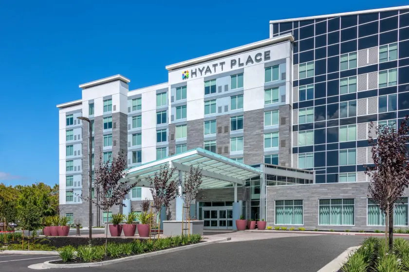 Hyatt Place San Jose Airport - Image 1