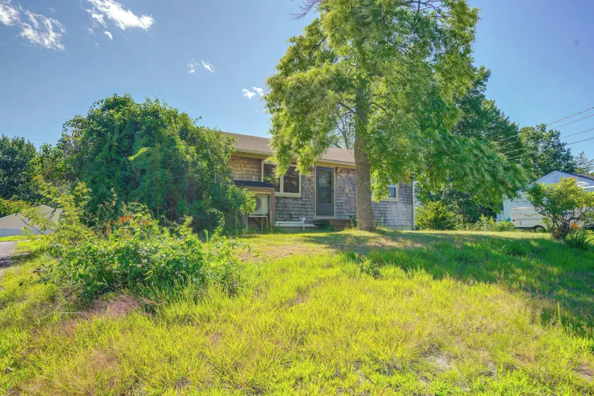 Near Shopping & Canobie Lake! Apartment w/ Grill - Image 1