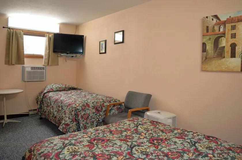 Little River Inn Motel - Image 1
