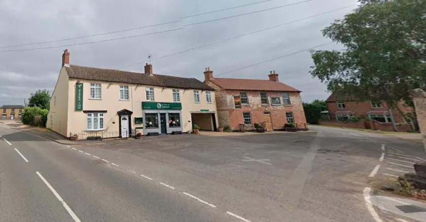 4 Sisters Inn - Image 1