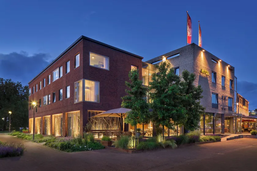 Hotel Restaurant Grandcafé 't Voorhuys - Image 1