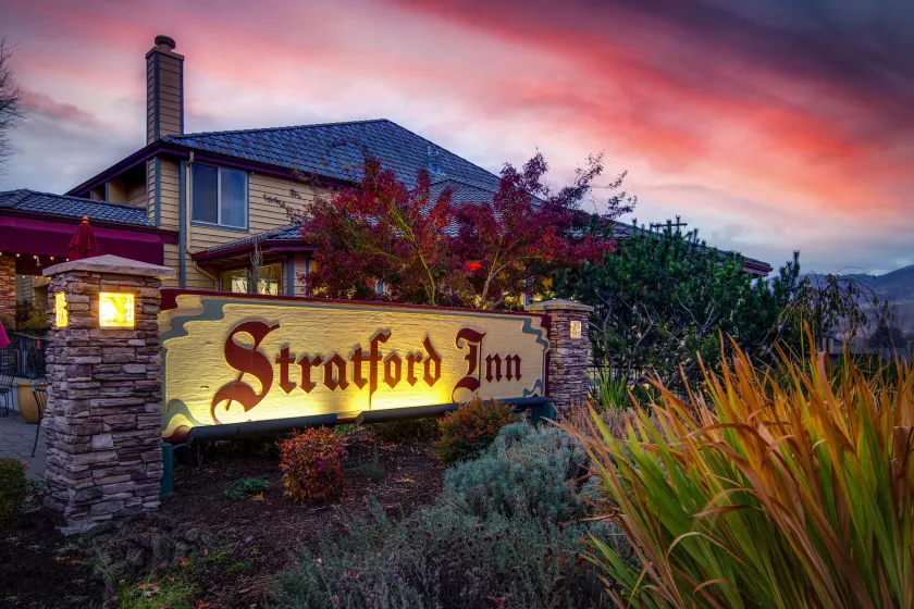 Stratford Inn - Image 1