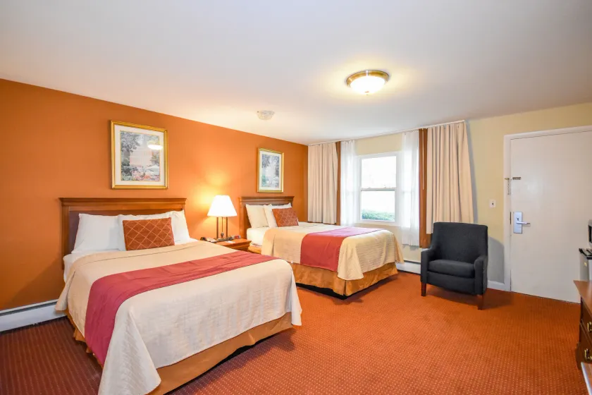 Monticello Inn- Framingham/ Boston - Image 1