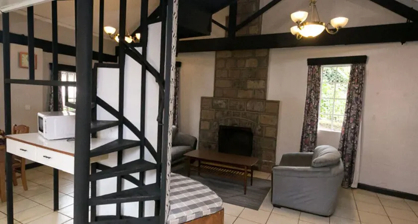 Brackenhurst Conference and Retreat Centre - Lobby sitting area